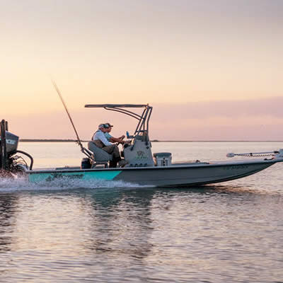 Unique Catamaran Hull